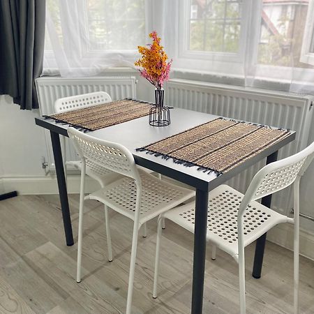Charming Studio 30Min To Central Londres Exterior foto